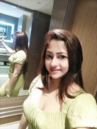 Female Call Girls in Delhi